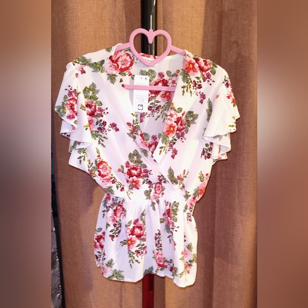 Cute top